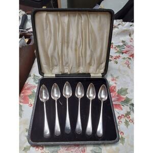 Set of 6 Vintage Teaspoons DWTS per dozen EPNS Super A Sheffield England in box